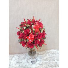 Bouquet red flowers for occasions
